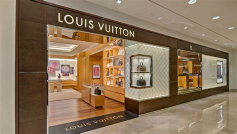 louis vuitton store near me